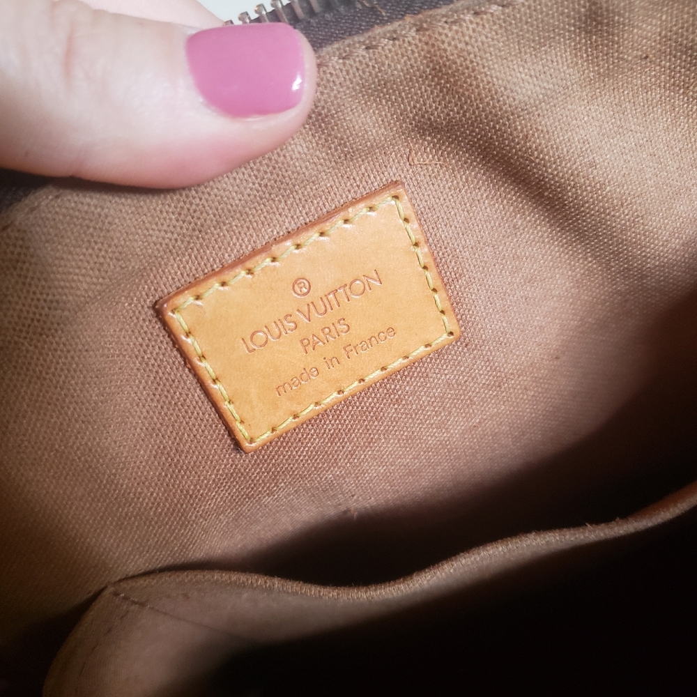 Louis Vuitton Brown Monogram Fringe Tote with Tan Straps - Picture 5 of 13